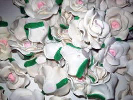 Fimo -Deko Rosen, kleben-eingiessen od. aufziehen 120 Stk.