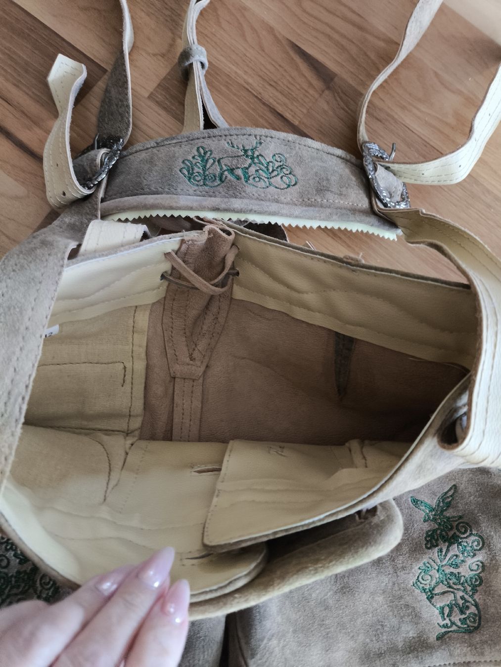 Pantaloni: Lederhose Krachlederne Größe 32 – Usato da Meinisberg venduto da Destiny1972 1