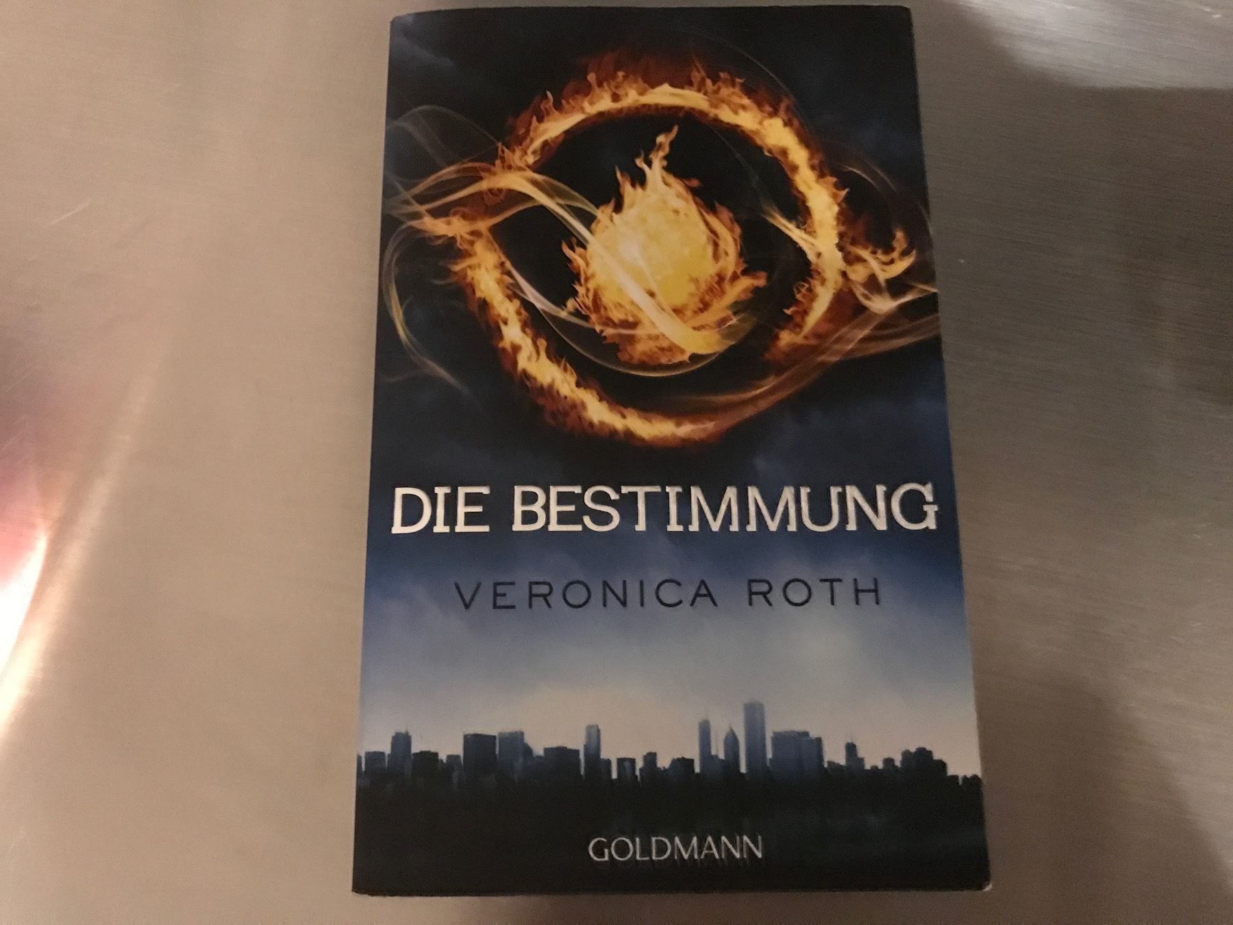 Libri: Die Bestimmung - Veronica Roth – Nuovo (secondo la descrizione) da Zuzwil BE venduto da feluna3