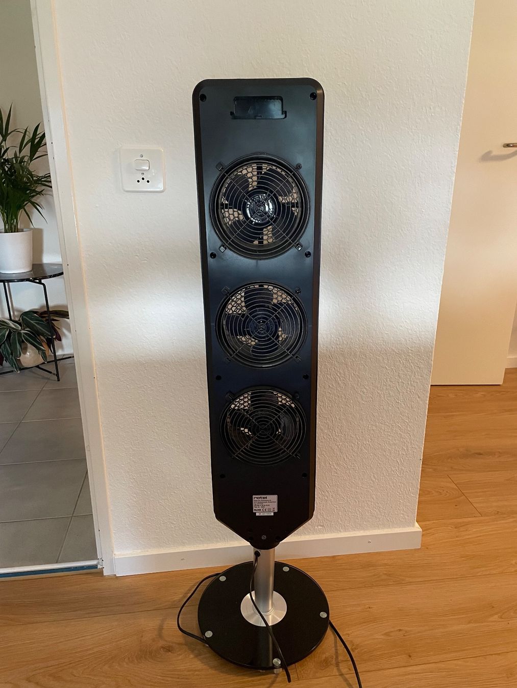 Rotel Ventilatori: Rotel Turmventilator 112 cm – Usato da Eschenbach LU venduto da Agialbi11 2
