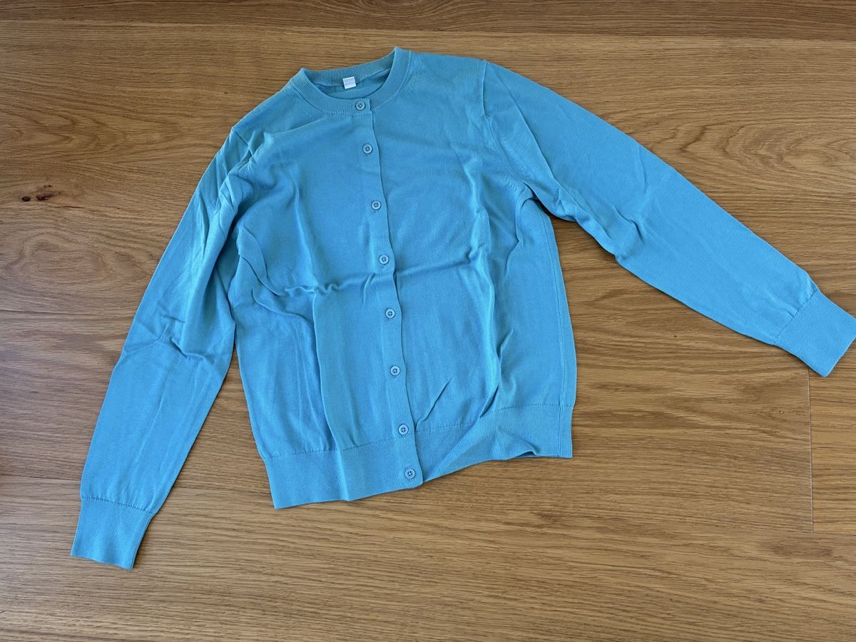 Uniqlo Vestes: Cardigan – Neuf avec emballage d'origine à Bassersdorf par secondhand_clothing 2