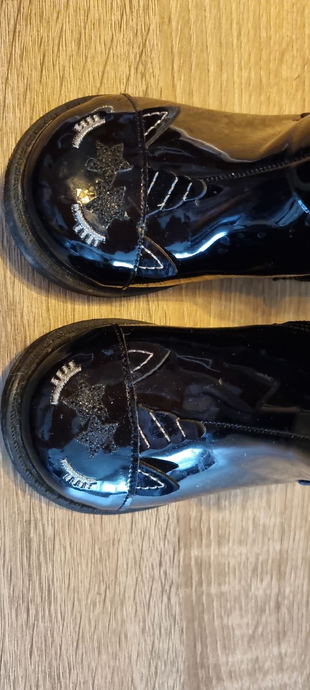 Primark Scarpe per ragazze: Lack Stiefeletten Gr. 22 – Usato da Mörschwil venduto da mar_t9k9 1