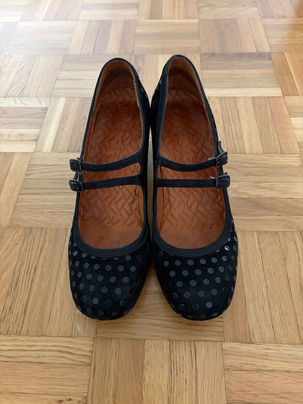 Chie Mihara Damenschuhe: Chie Mihara Mary Jane Pumps Gr. 40 – Gebraucht aus Zürich von ber_r6hd 1