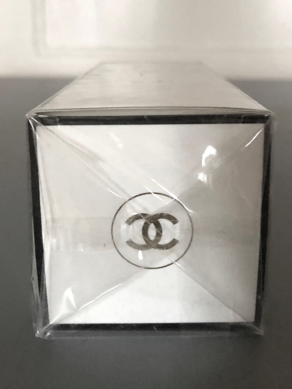 Chanel Profumi & Eau de Toilette: Chanel No 5 50ml Refillable OVP verschweisst 90 er – Usato da wädenswil venduto da cva01 2