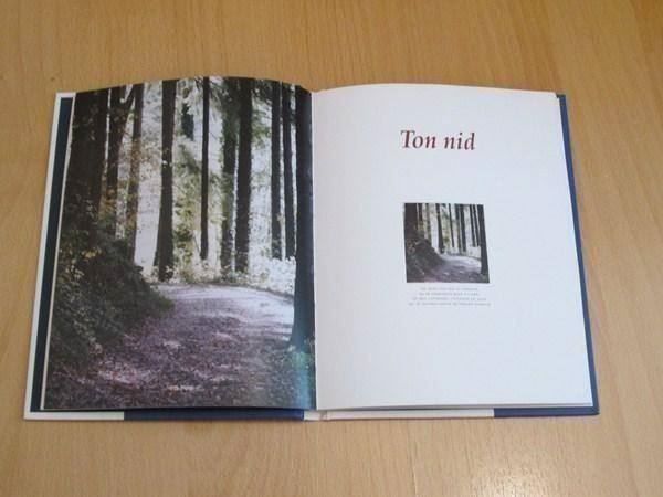 Libri: Hymne à la Vie – Usato da Neuchâtel venduto da Dualseele 6
