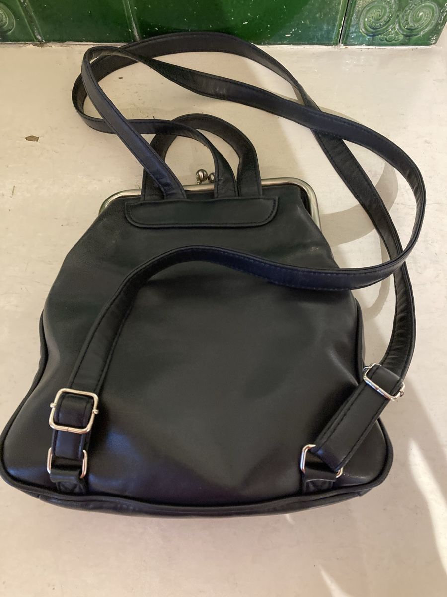 Rucksäcke: Dunkelblauer Kunstlederrucksack BEVER'S, Vintage – Gebraucht aus Wolfwil von kreabea 1