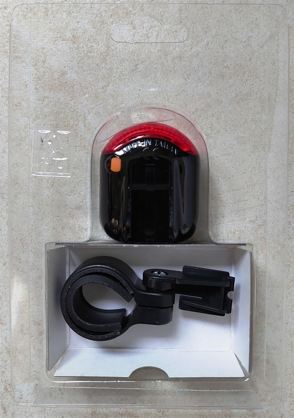 Pezzi di ricambio: D. Light - Rücklicht – Nuovo e nell'imballaggio originale da Biel/Bienne venduto da TheShop4U 1