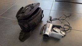 Panasonic Camcorder HDC-SD1 mit Tasche und Zubehoer