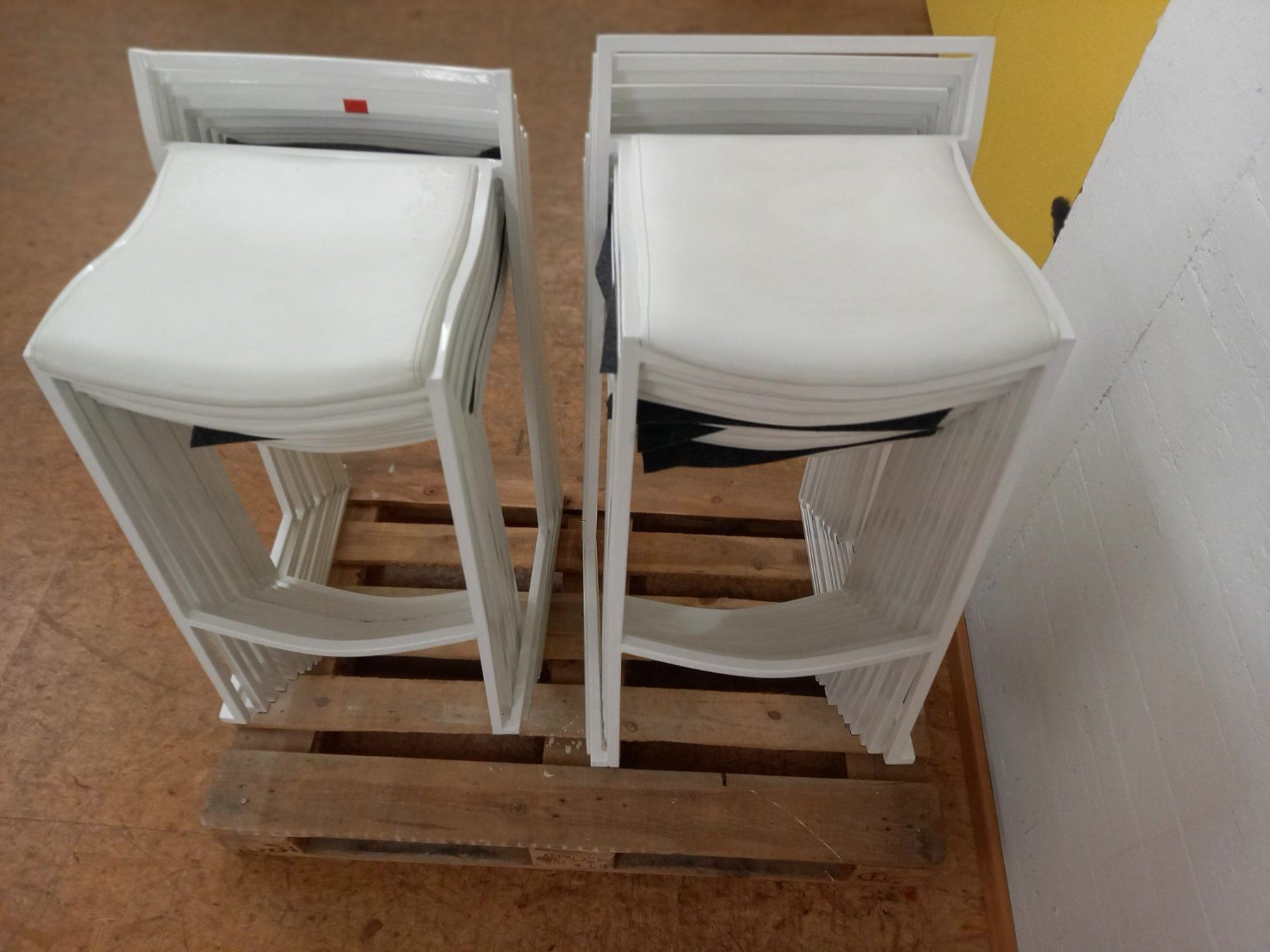 Sgabelli: Letzte Chance!!! Set mit 20 Stk Barhocker weiss – Usato da Geuensee venduto da Hebu86 3
