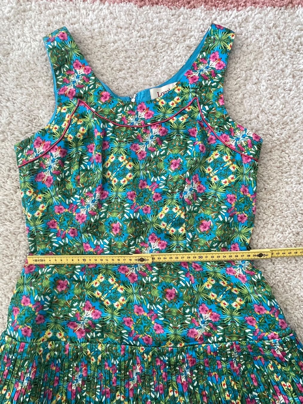 Vestiti: Wunderschönes Kleid der Marke Louche Gr. L – Usato da Richterswil venduto da Prangins9 9