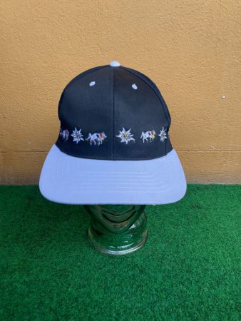 Vintage Y2K Cap Switzerland Kuh Edelweiss Embrodery NEW