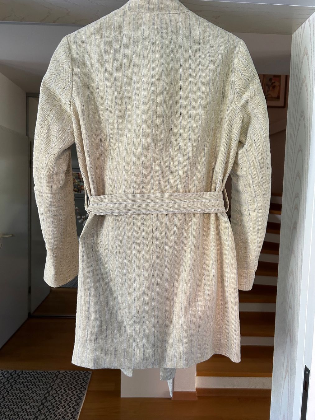 Zara Giacche: Veston taille 36 beige avec doublure bleue ciel – Usato da Pully venduto da nisola 1