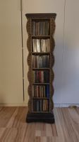 CD-Regal/DVD-Turm aus Rattan, sehr guter Zustand!