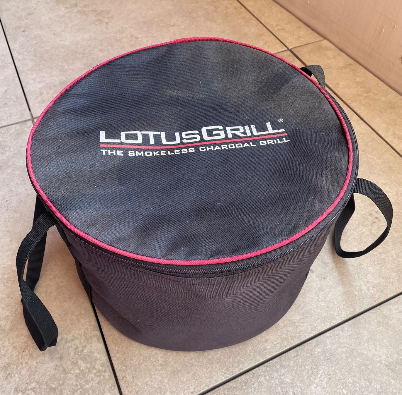 Lotusgrill Grils: LotusGrill barbecue portable 35 cm – Neuf avec emballage d'origine à Conthey par sab_6y76 3