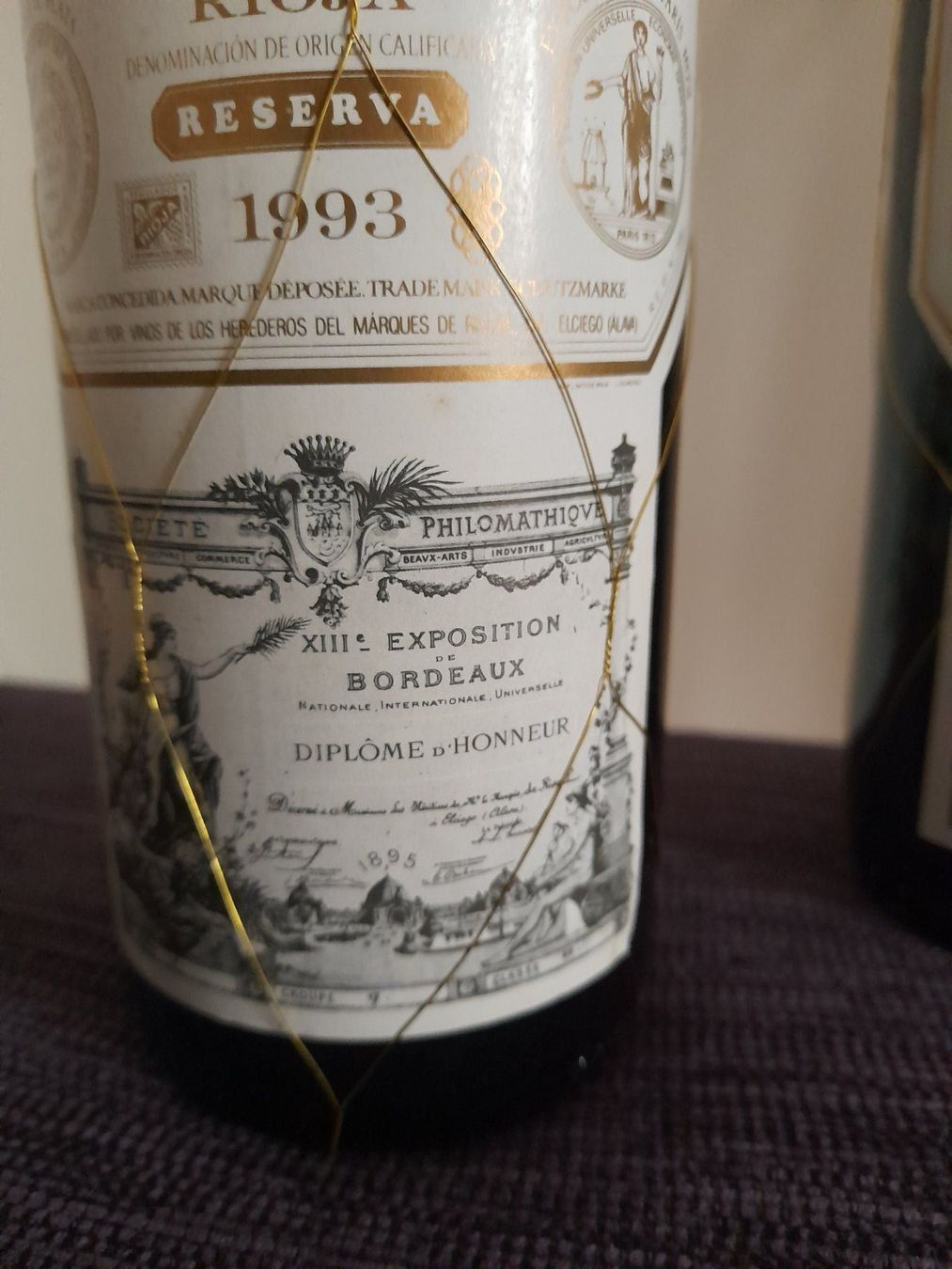 Rioja Vino: 2 Fl. 1993 Marques de Riscal Reserva, Rioja – Nuovo (secondo la descrizione) da Olten venduto da Sonntag.33 1