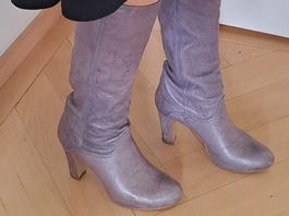 Leather boots 37