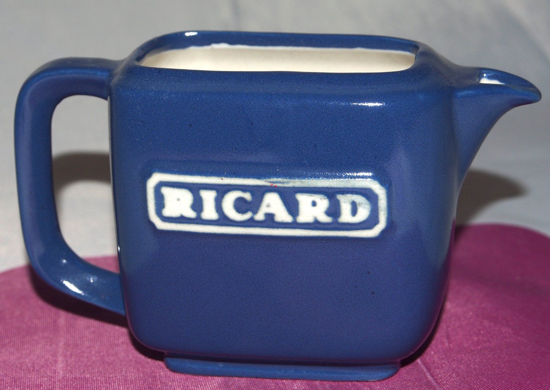 Ricard Caraffe: Petit Pichet Ricard bleu – Usato da Ovronnaz venduto da Etagne68