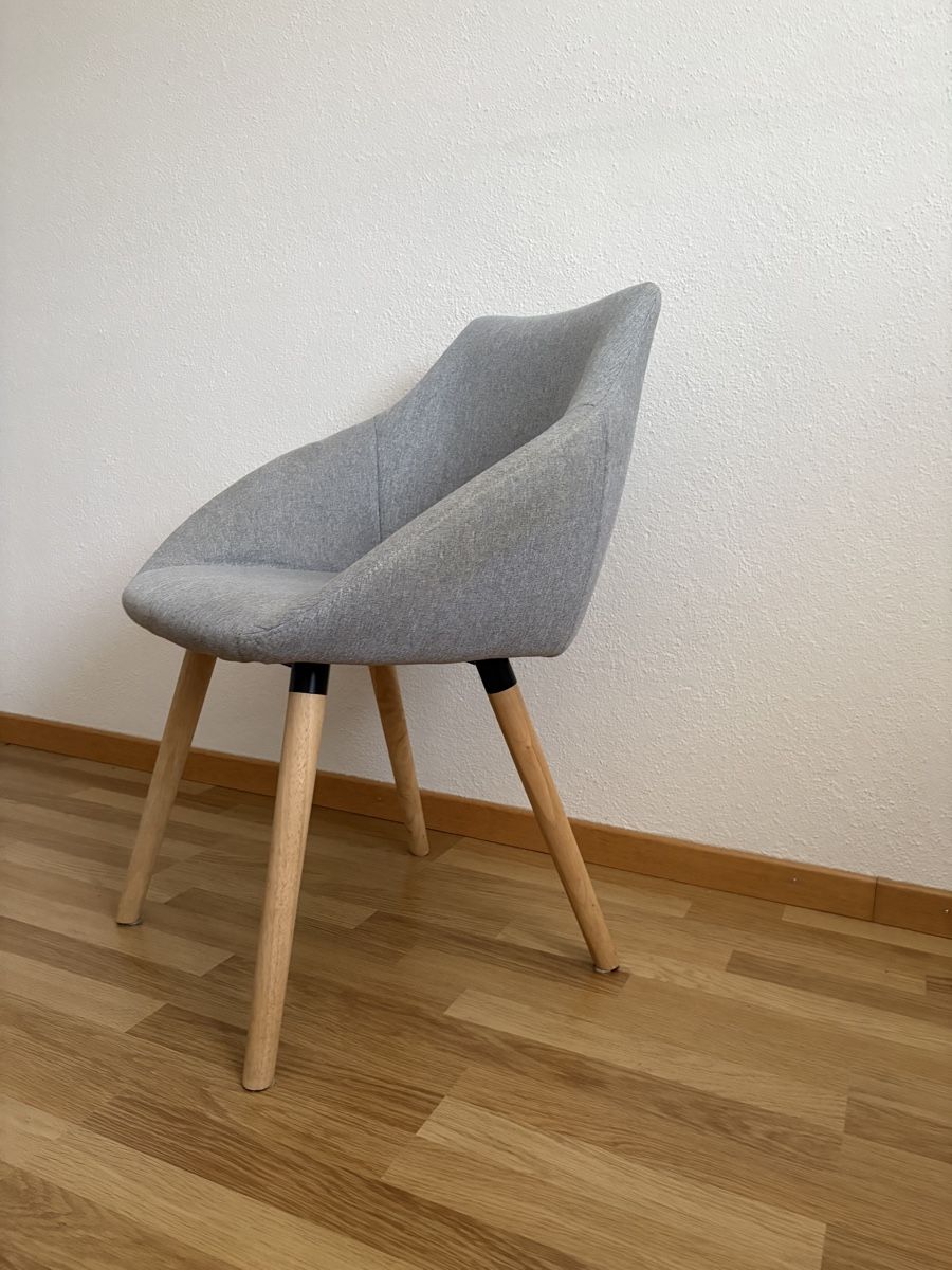 Stühle: Stuhl Stoff grau – Gebraucht aus Zofingen von sel_55fl