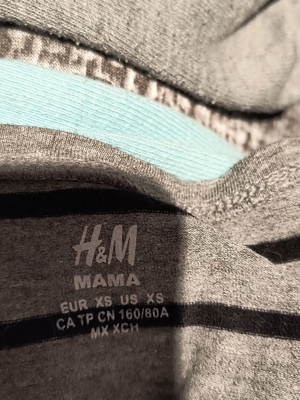 H&M Maglioni & Felpe: H&M Umstandsshirt Gr. XS, grau gestreift – Usato da Schöfflisdorf venduto da kin_2dp9 2