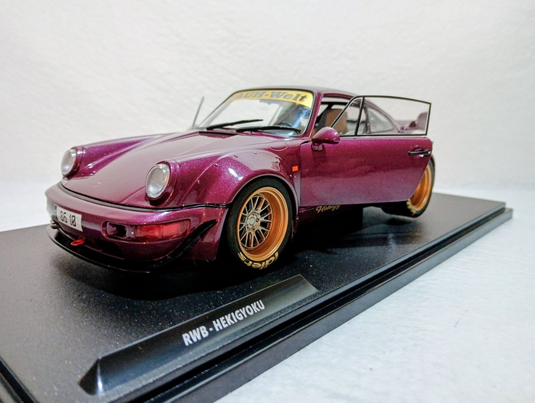 Porsche Modellini d'auto: Porsche 911 RWB – Usato da Huttwil venduto da Secondtrain 2