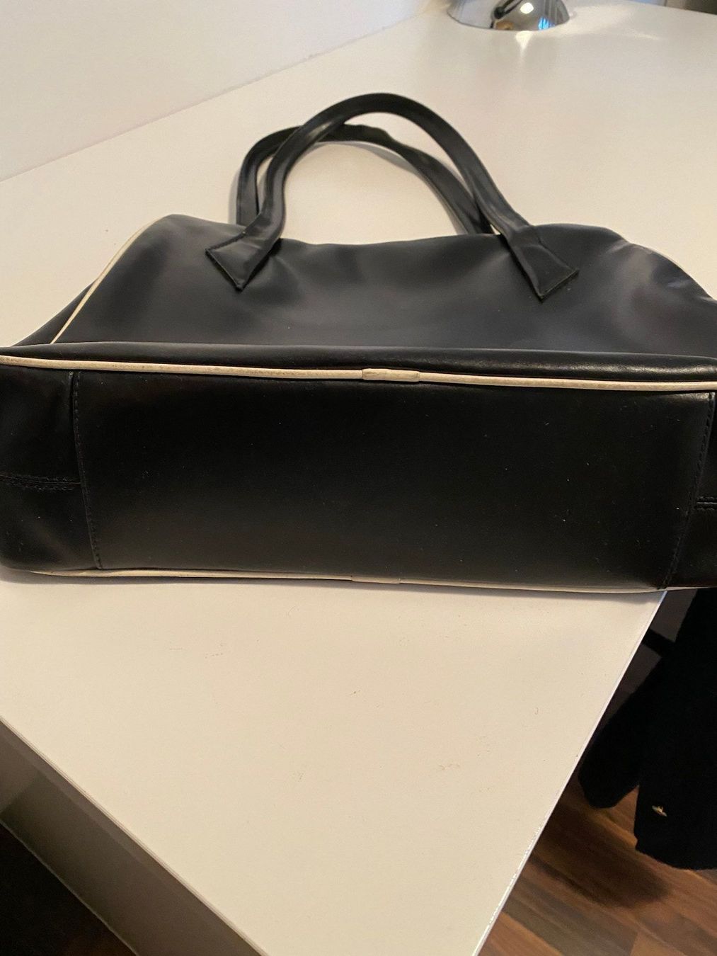Borse da donna: Elegante Handtasche Marke Cobain – Nuovo (secondo la descrizione) da Wilen b. Wollerau venduto da Posmind 5