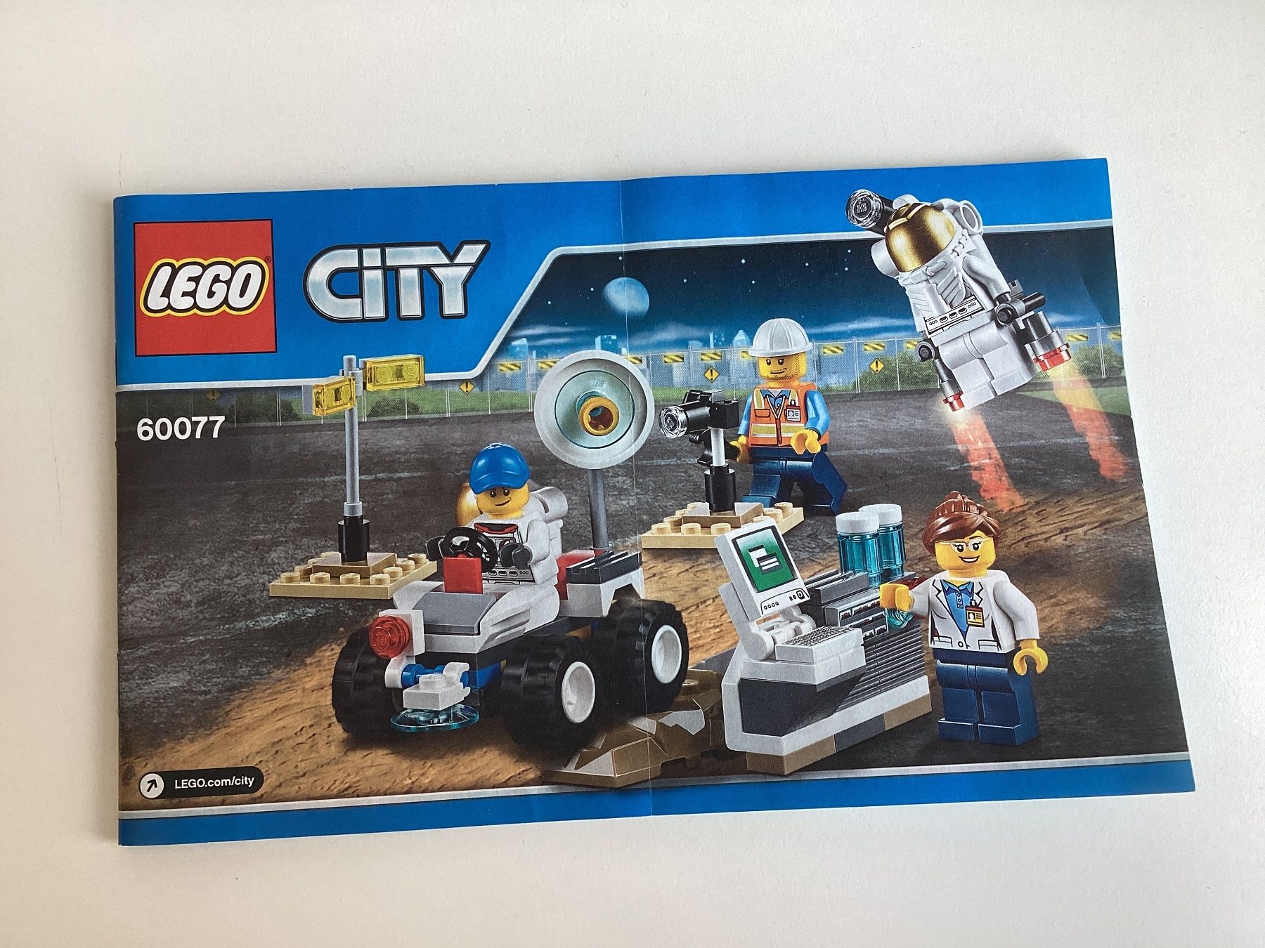 Lego Spielzeuge: Lego City Space Starter Set 60077 und Space Shuttle 60078 – Gebraucht aus Marbach SG von hibou22 3