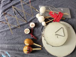 Tambourine mit & ohne Glöckchen div. Musikschul Utensilien