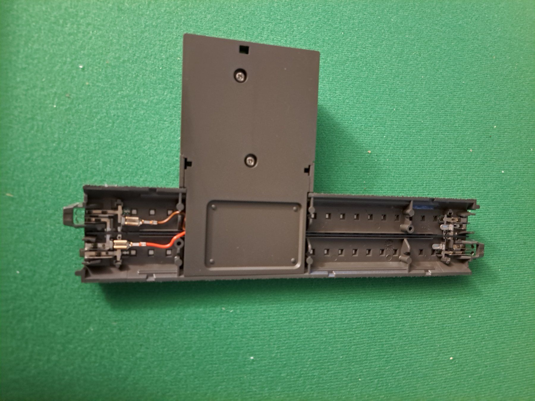 Märklin Modellini di ferrovie: Märklin Modellbahn Gleise + Anschluss-Box + Kabel – Usato da Spiez venduto da Pistach99 6