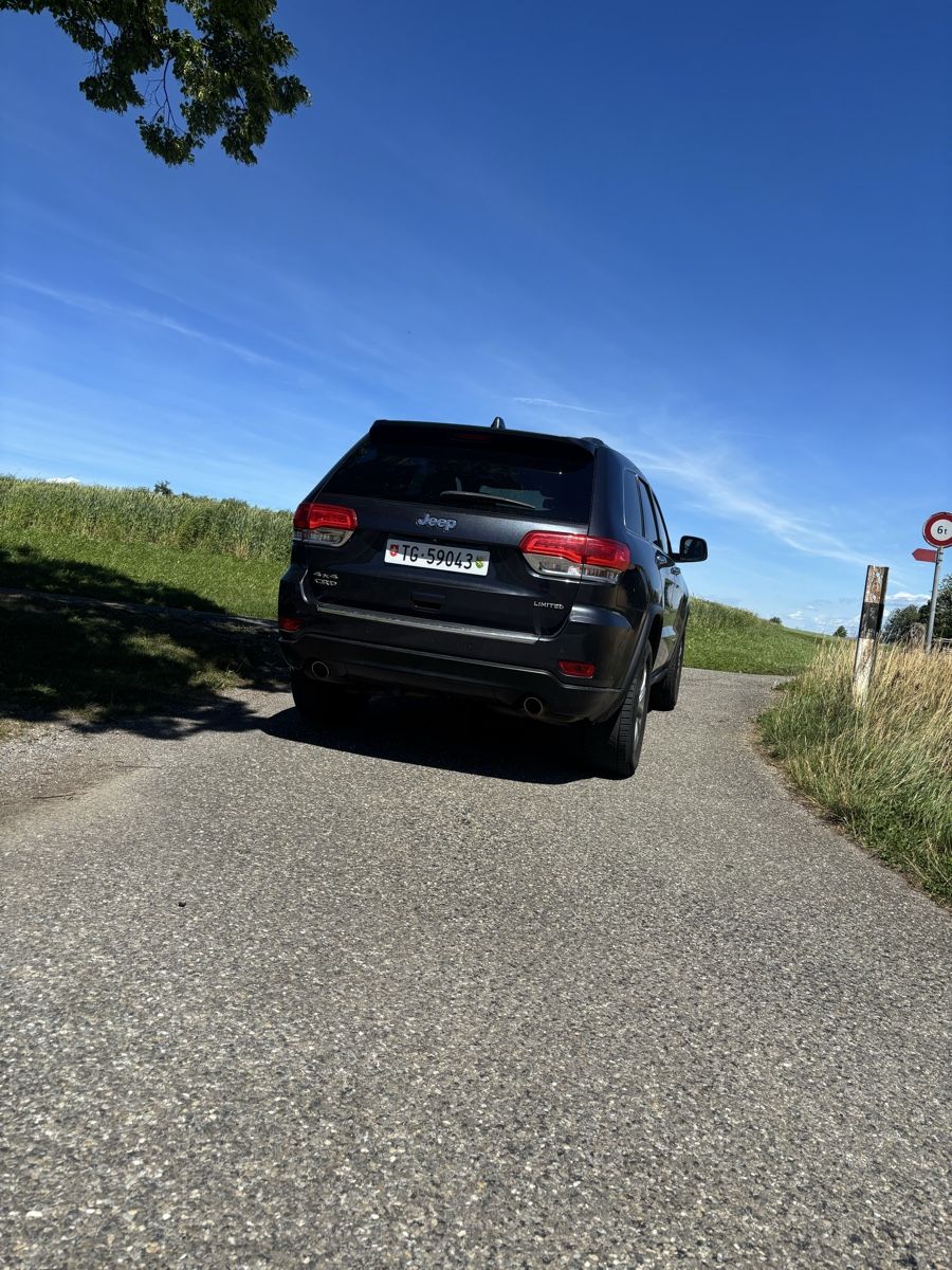 Jeep Automobili: Jeep Grand Cherokee – Usato da Egnach venduto da Tiina_ 5