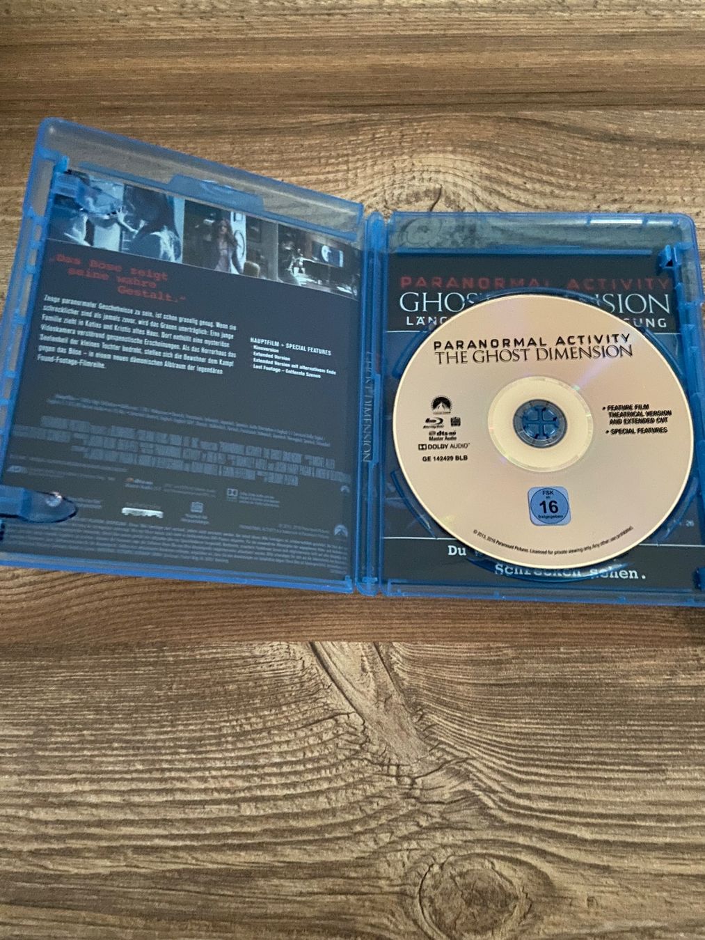 Tutti i DVDs: Paranormal Activity: Ghost Dimension Blu-ray in Top Zustand! – Usato da Hasle LU venduto da P89erni01 2