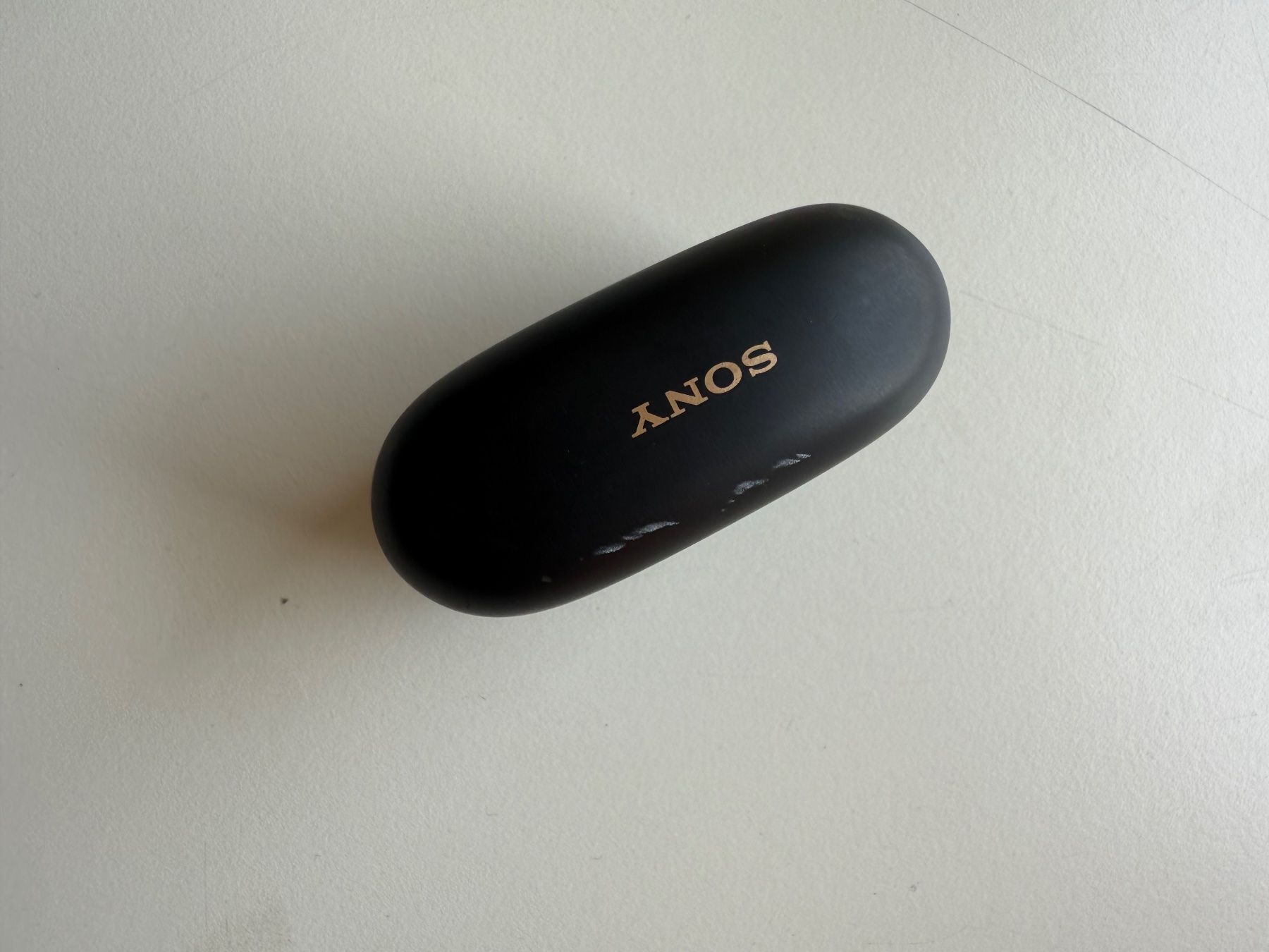 Sony Caricabatterie: Sony WF-1000xm5 Ladecase, Ladehülle – Usato da Bern venduto da Falleria