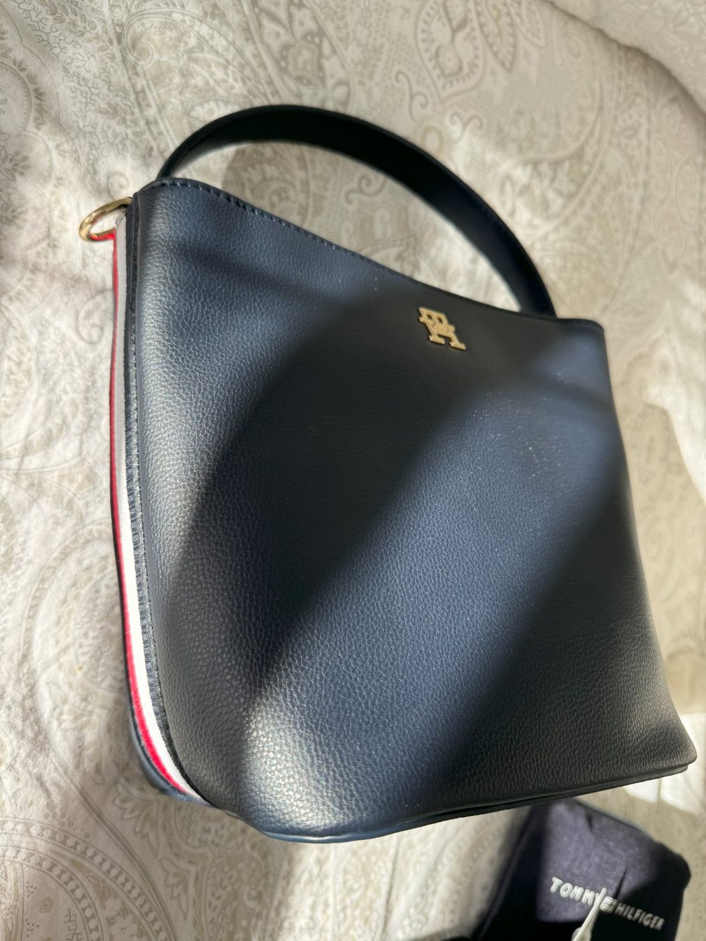 Tommy Hilfiger Borse: Tommy Hilfiger Beuteltasche dunkelblau – Usato da Muttenz venduto da einfach-schoen 3