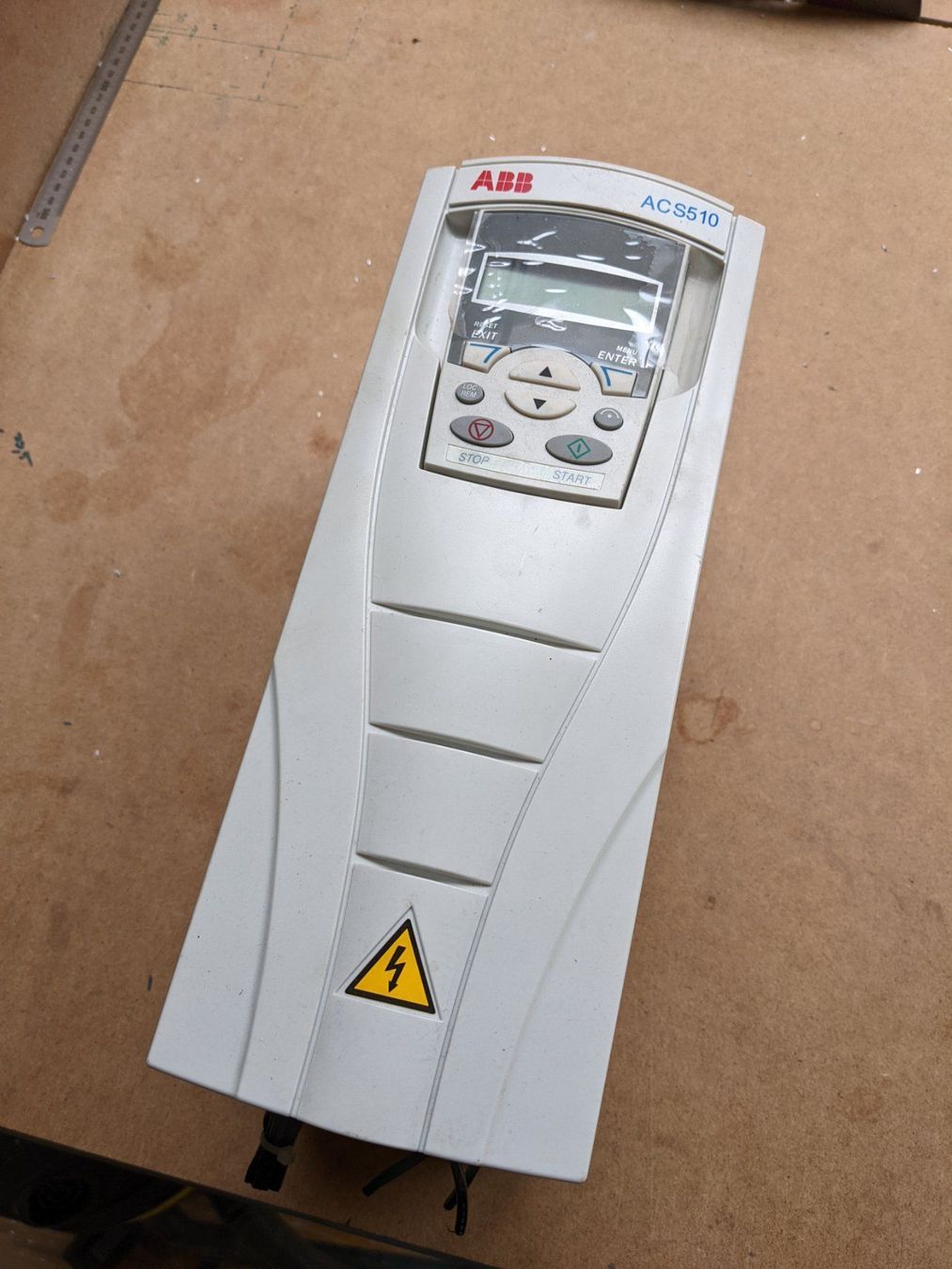 ABB Inverter: Frequenzumrichter ABB ACS510 – Nuovo (secondo la descrizione) da Marly venduto da RetoAebischer