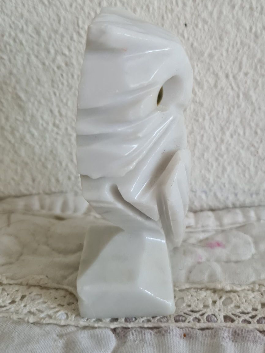 Sculture & Statue: Handgeschnitze Eulenfigur Marmor 10 cm – Usato da Winterthur venduto da bibummi 2