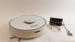 Roborock S7 Saugroboter mit Ladestation Defekt