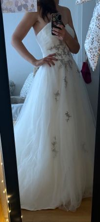 Brautkleid Grösse 44 weiss bestickt guter Zustand