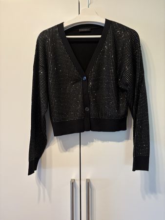 Guess Strickjacke mit Steinchen