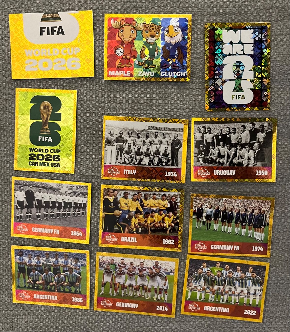 Panini Cartes à collectionner: Panini 12 FWC Sticker – Neuf (Voir description) à Stäfa par greety1981