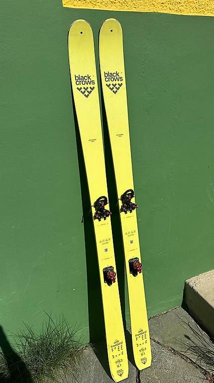 Black Crows Skis: Tourenski Black Crows Orb Freebird 178 – Gebraucht aus Olten von Caaron