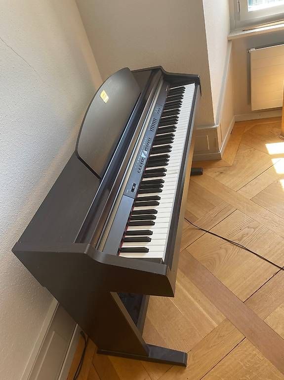 Strumenti musicali: YAMAHA Clavinova CLP-930 – Usato da Solothurn venduto da jon_kmj6