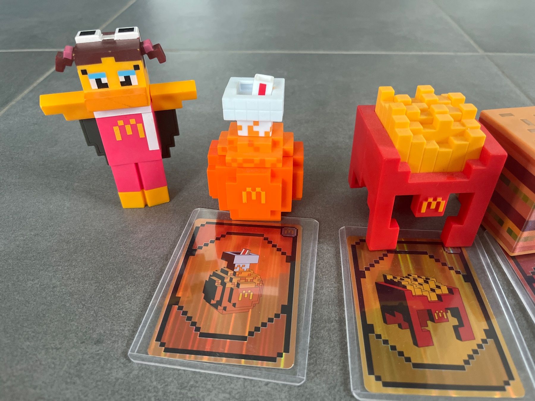 Statuette: McDonald’s Minecraft Figuren: – Usato da Diessbach b. Büren venduto da Retro-B 2