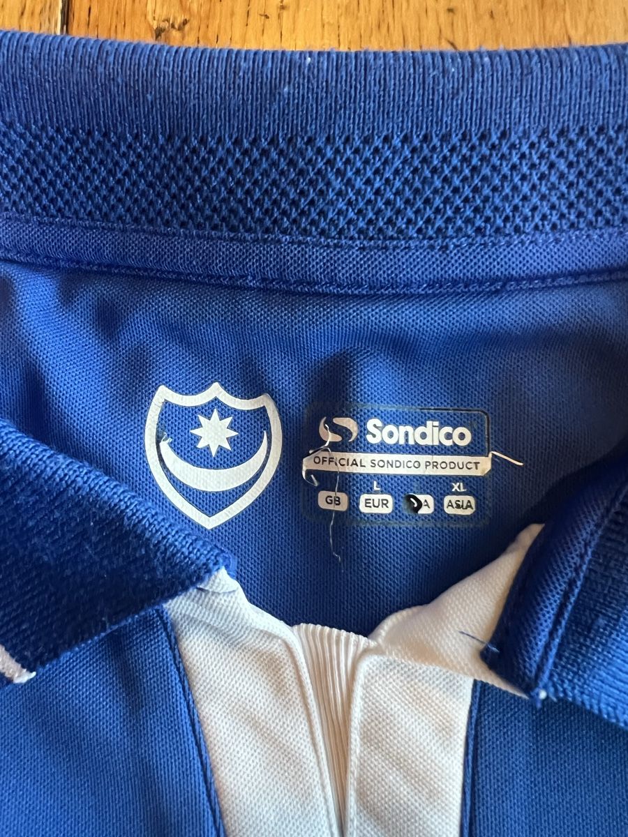 Canottiere & Pantaloni: FC Portsmouth Trikot – Usato da Neuendorf venduto da Raphi.B4 1