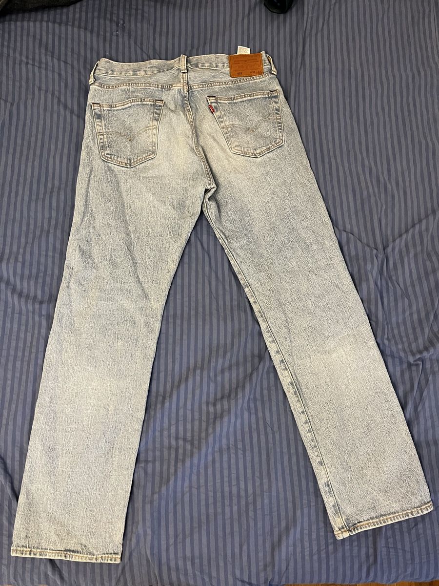 Levi's Jeans: Levi’s Jeans Regular Fit 33x32 – Usato da Zürich venduto da ric_9hbf