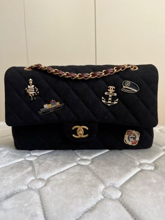 Original Chanel timeless medium Tasche limitiert lucky charm