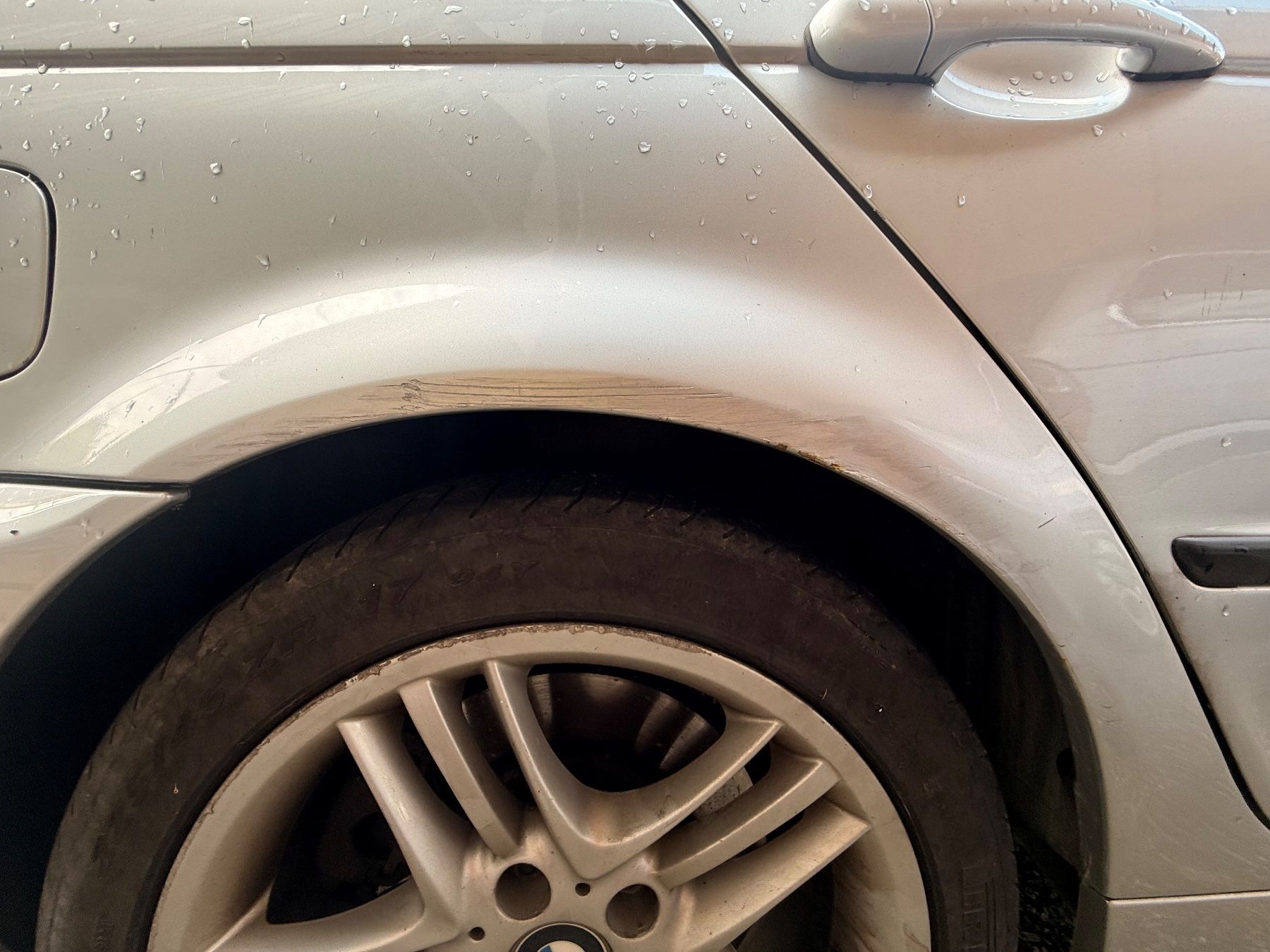 BMW Autos: BMW 330xi Touring MFK 02.25 – D'occasion à Unterterzen par Diamond1291 4