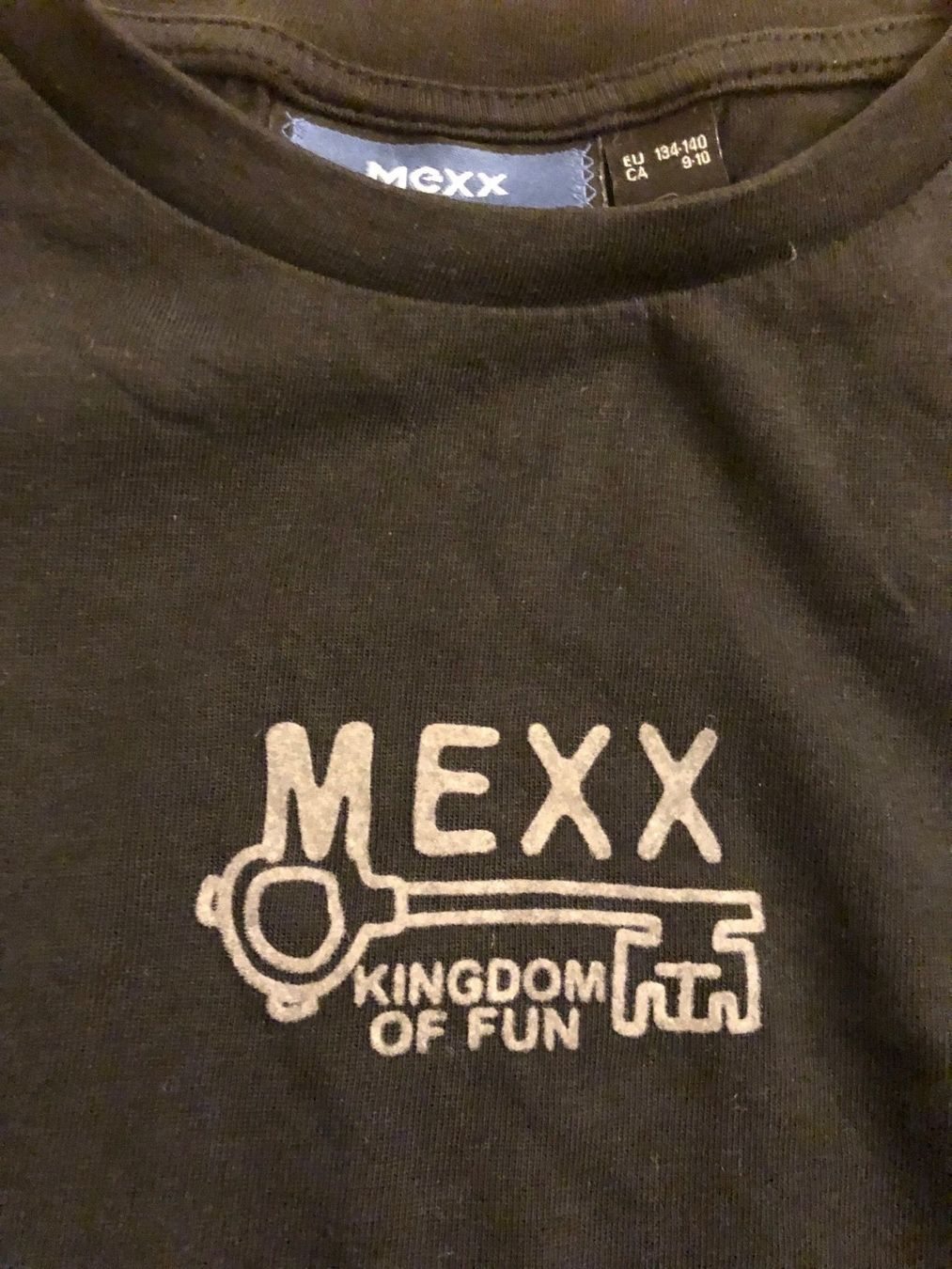 Mexx Pullover & Sweatshirts: MEXX SHIRT 134/140 – Gebraucht aus Wattwil von jopara