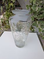 Vase Glasvase signiert D. Mayo