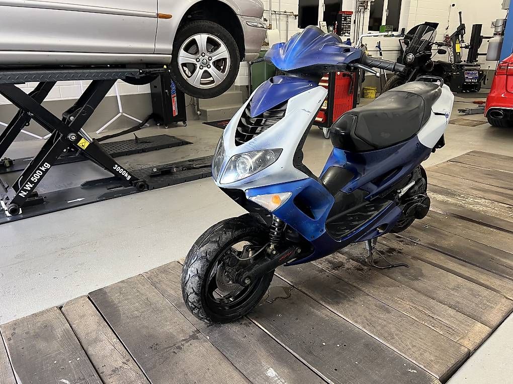Scooters: Peugeot Speedfight 2 LC 50ccm – Gebraucht aus Münchwilen AG von Vinnis 1