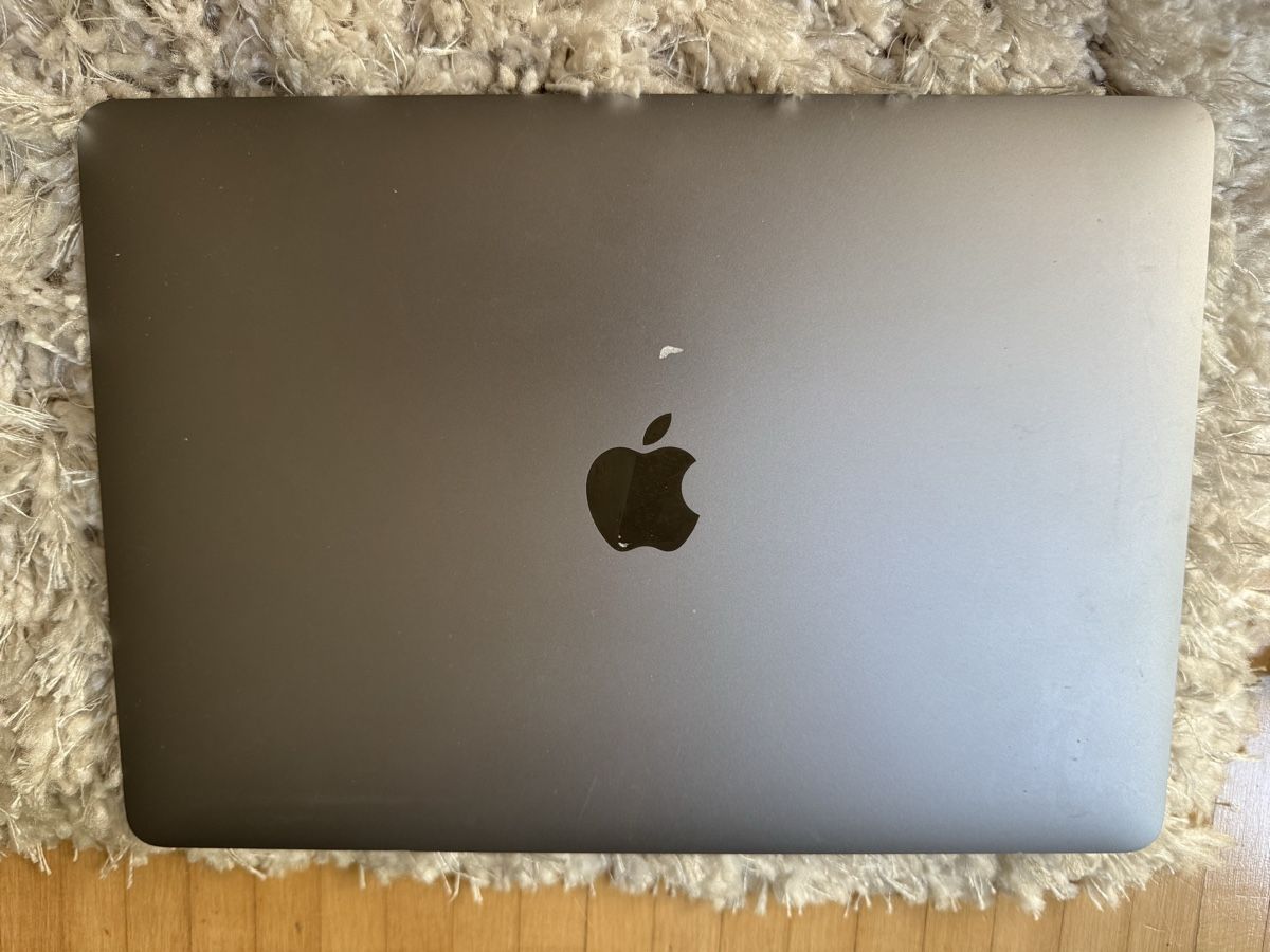 Apple Notebook: MacBook Pro 13 – Difettoso da Adliswil venduto da Busys 2