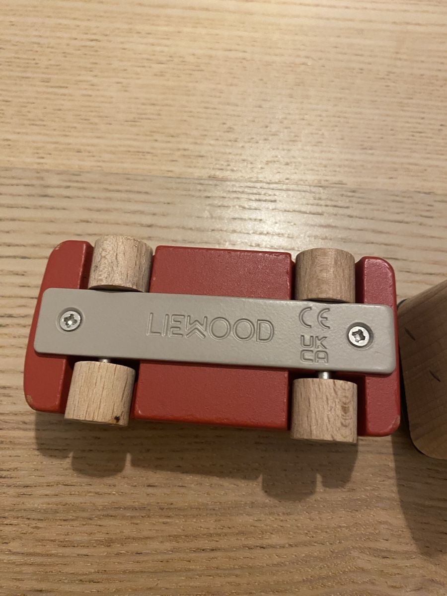 Liewood Giocattoli: Liewood Autos aus Holz – Usato da Birr venduto da Vintage-Liebhaber 3